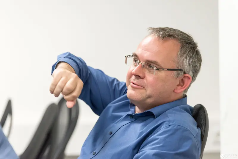 Microsoft User Group Meeting: Engaged Participant Gesturing During Presentation