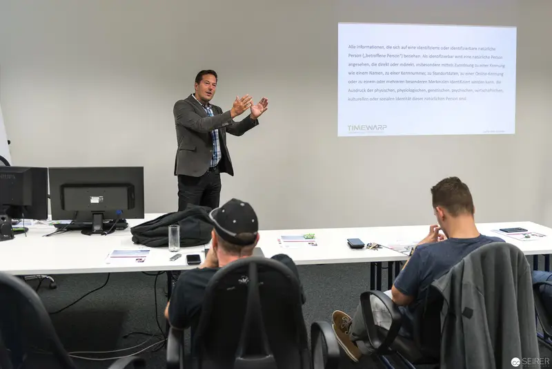 Microsoft User Group Meeting: Presenter Gesturing During Technical Presentation
