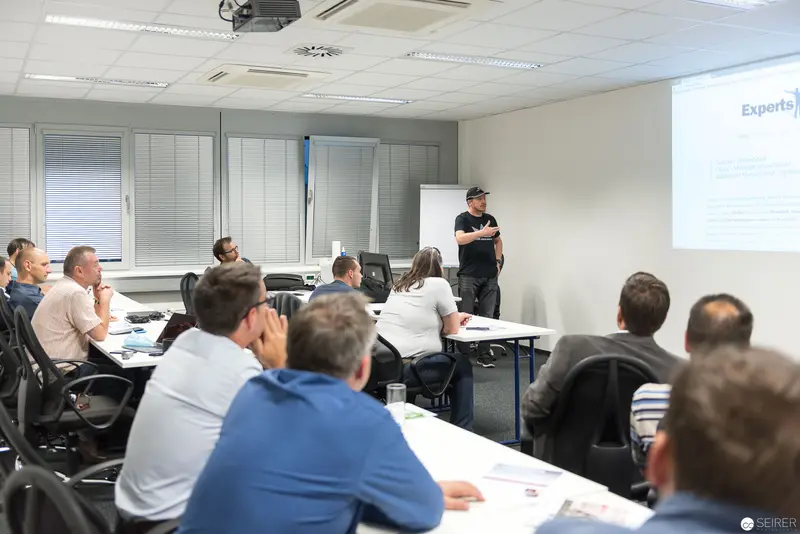 Microsoft User Group Meeting: Expert Presentation in Corporate Training Room