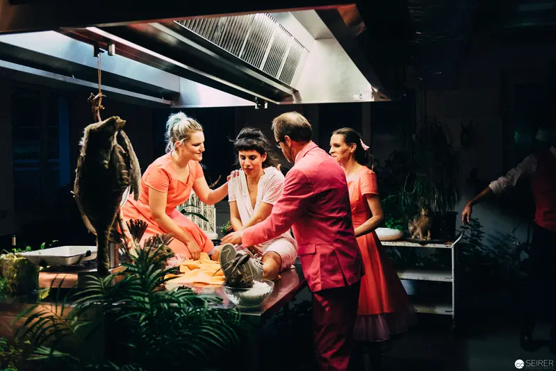 Nesterval's "Dirty Faust": Dramatic Kitchen Scene in Immersive Performance