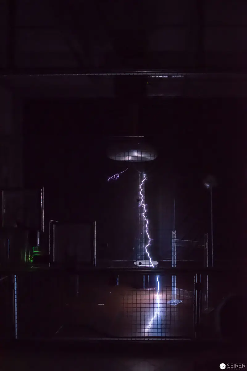Lightning Experiment at Technical Museum Vienna during ON/OFF Exhibition