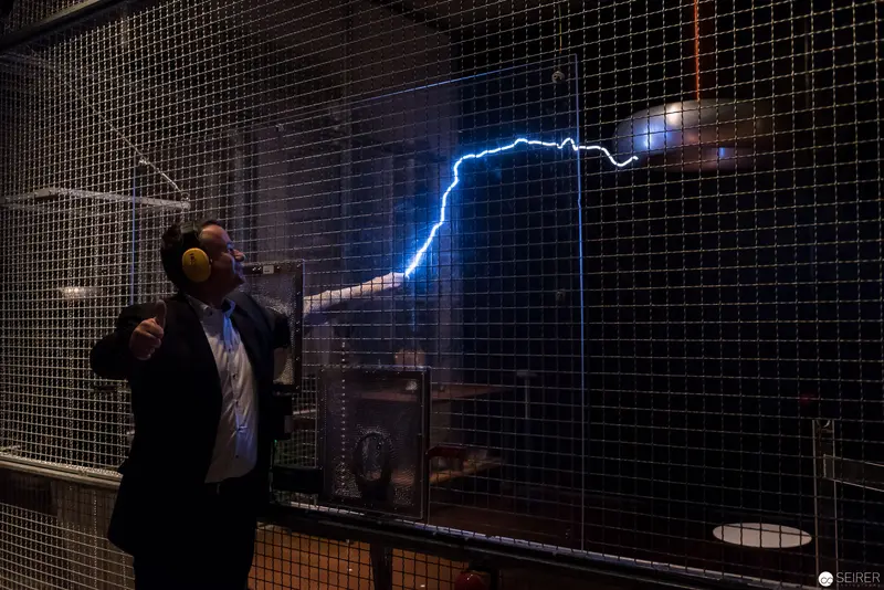 Electrical Discharge Demonstration at ON/OFF Exhibition, Technical Museum Vienna
