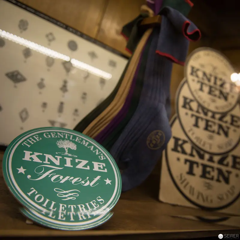 Knize Forest Toiletries: Vintage Gentlemen's Grooming Branding in Green and White
