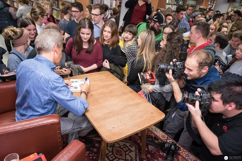 Thomas Brezina Book Presentation of "Alte Geister ruhen unsanft" at Kuppitsch Bookstore