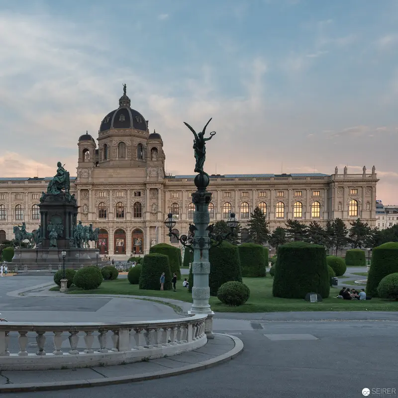 Twilight at Vienna's Natural History Museum with Ornate Architectural Landmark
