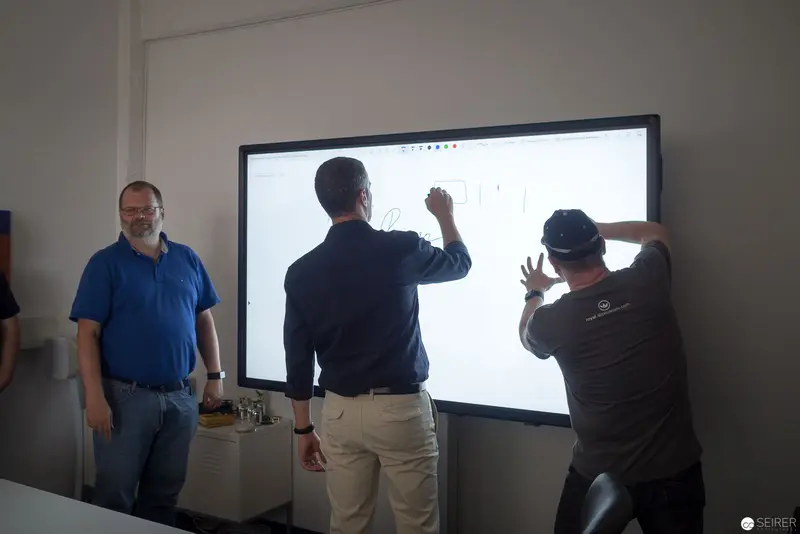 Microsoft Technologies Experts Live Usergroup Meeting in Linz Interactive Whiteboard Session
