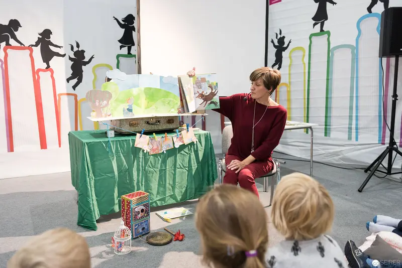 Storyteller in Red at Book Wien 2017 Children's Literary Event
