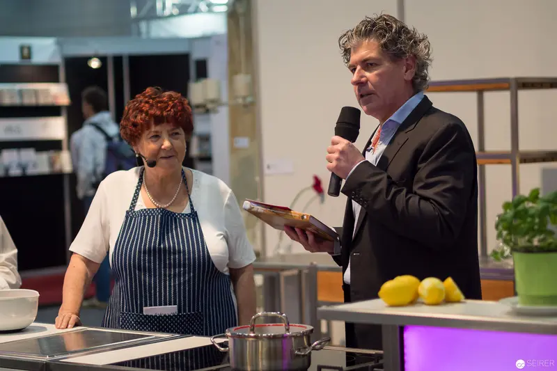 Book Vienna 2017: Culinary Demonstration with Host and Chef at Cooking Stage