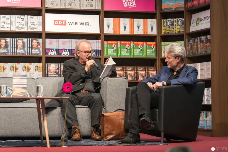 Buch Wien 2017: Two Intellectuals in Conversation at Literary Festival Bookshelf