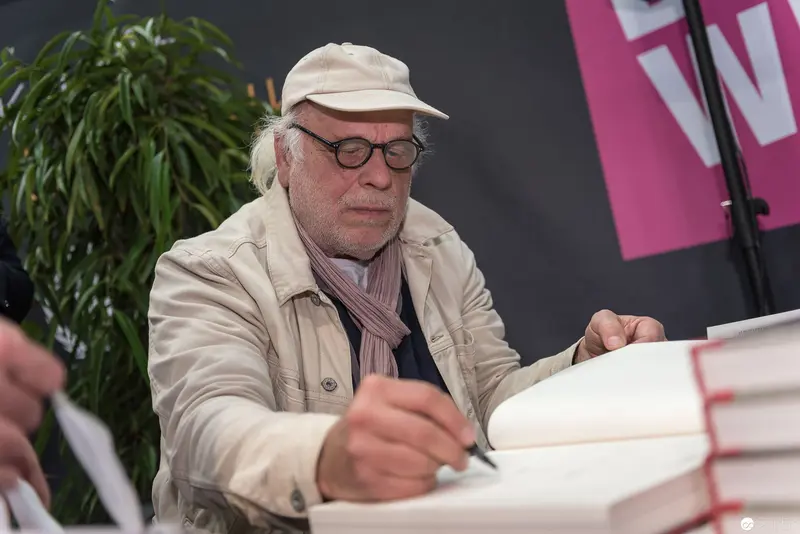Author Signing Books at Vienna Book Fair 2017