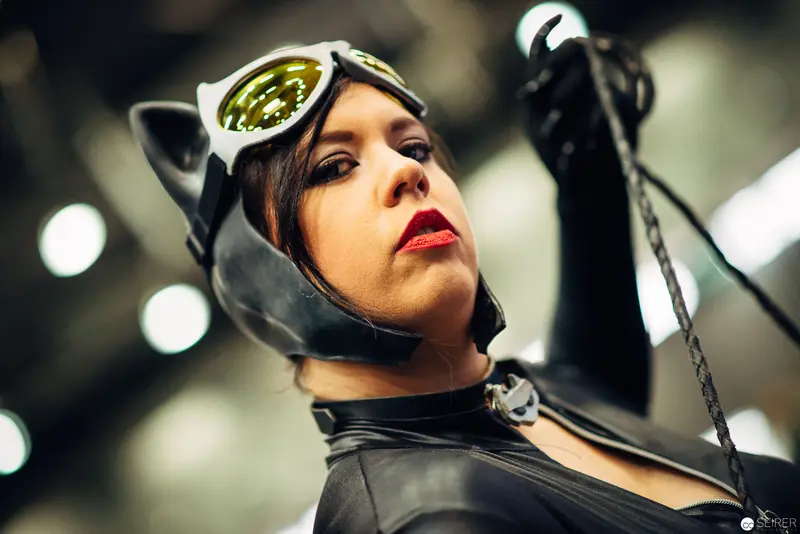 Cyberpunk Cosplay Portrait with Steampunk Aviator Goggles and Leather Ensemble