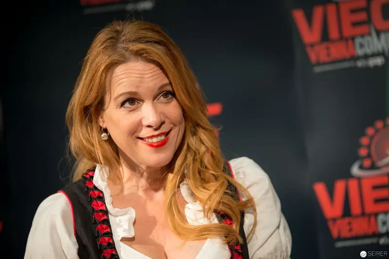 Chase Masterson in Dirndl at Vienna ComicCon 2017 Press Event