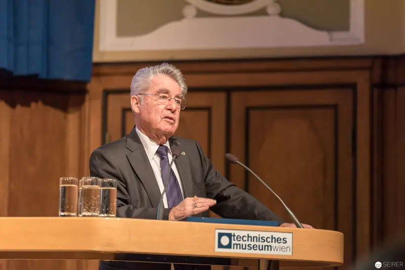 Senior Statesman Delivers Lecture at Technisches Museum Wien Podium