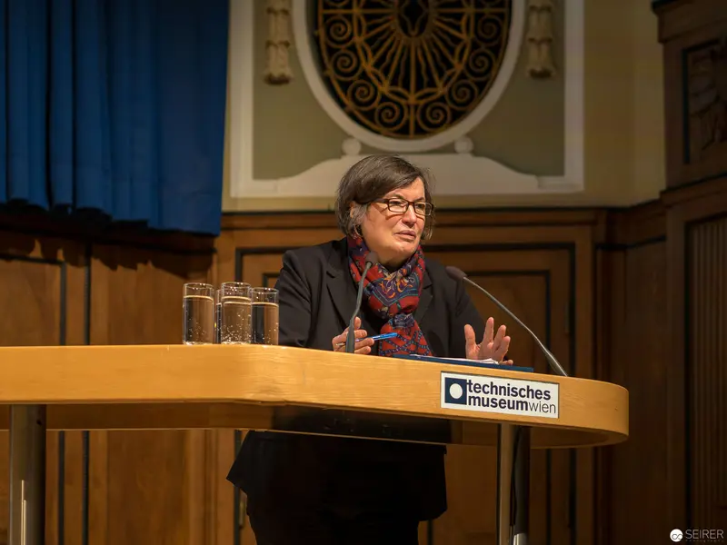 Lecturer at Technisches Museum Wien Delivers Scholarly Presentation