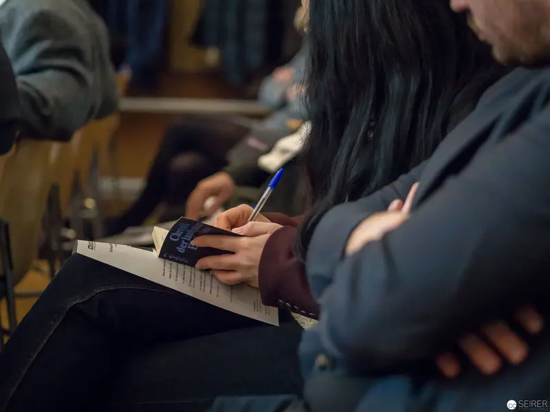 Concentrated Note-Taking during Academic Seminar or Conference Session