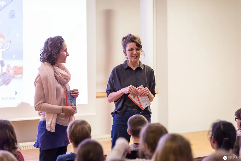 Melanie Laibl Book Reading, Bücherei Wien, February 2018