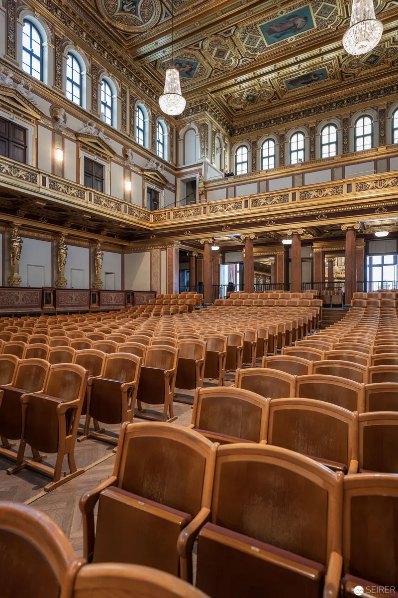 Ornate Concert Hall Interior at Musikverein, Vienna's Prestigious Performance Space