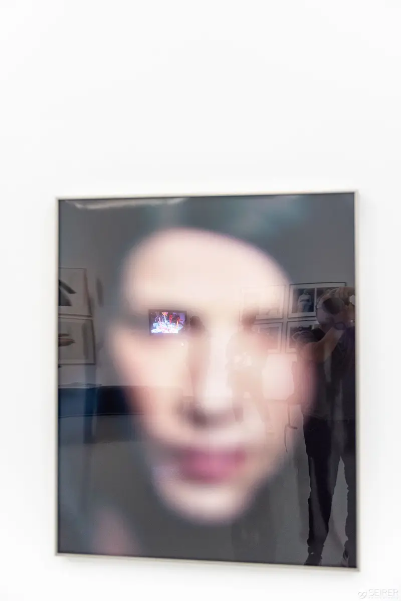 Eva Schlegel's Blurred Portraiture: Abstracted Self-Representation in "Spaces" Exhibition