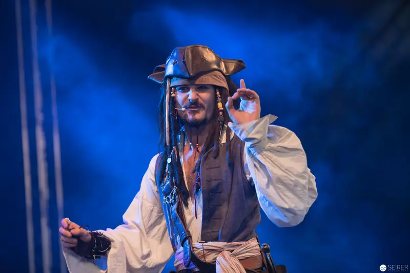 Theatrical Pirate Captain Performance at AniNite 2018 Concert Stage