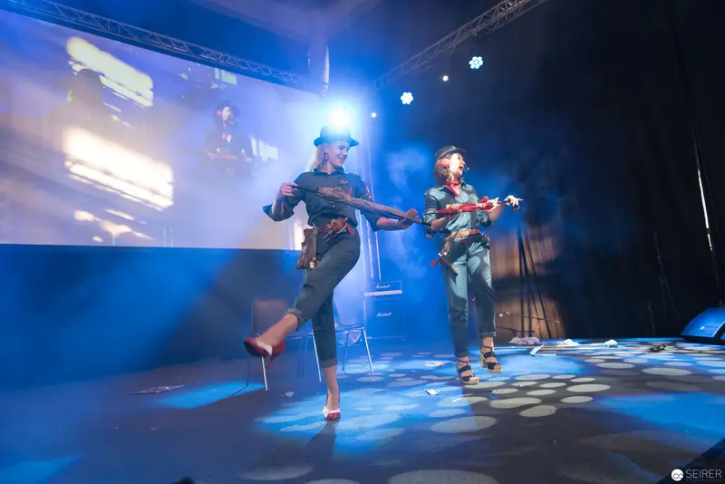 Takuya Taniguchi and Haruka Perform Dynamic Stage Set at AniNite 2018
