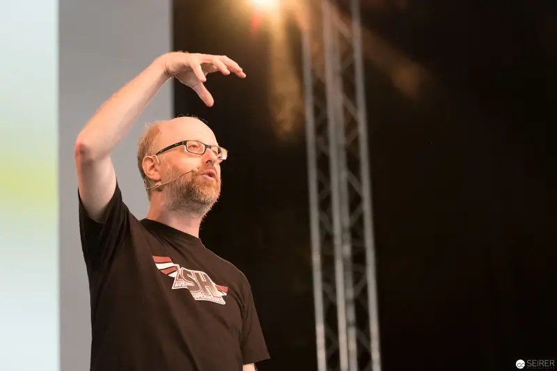 Animated Gesticulation at AniNite 2018 Performance Stage