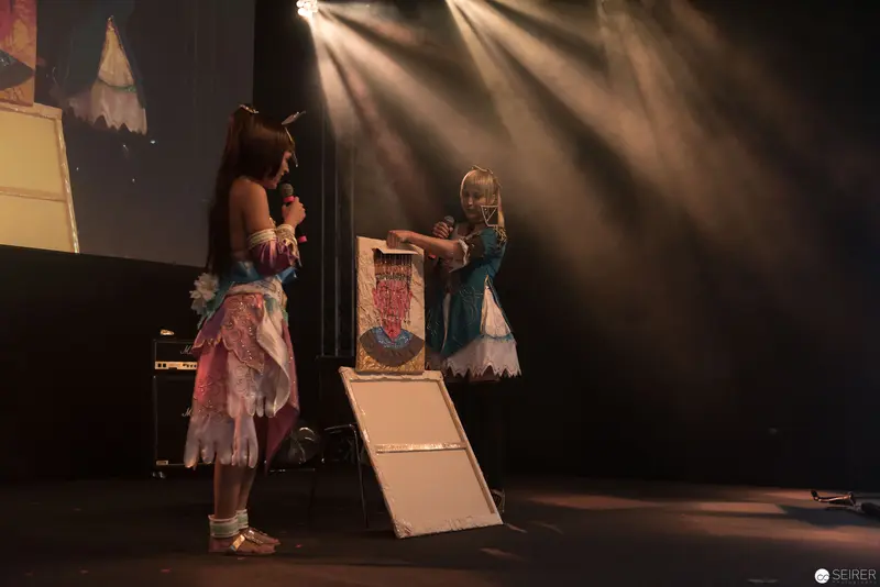 AniNite 2018: Cosplay Performance with Dramatic Stage Lighting and Theatrical Staging