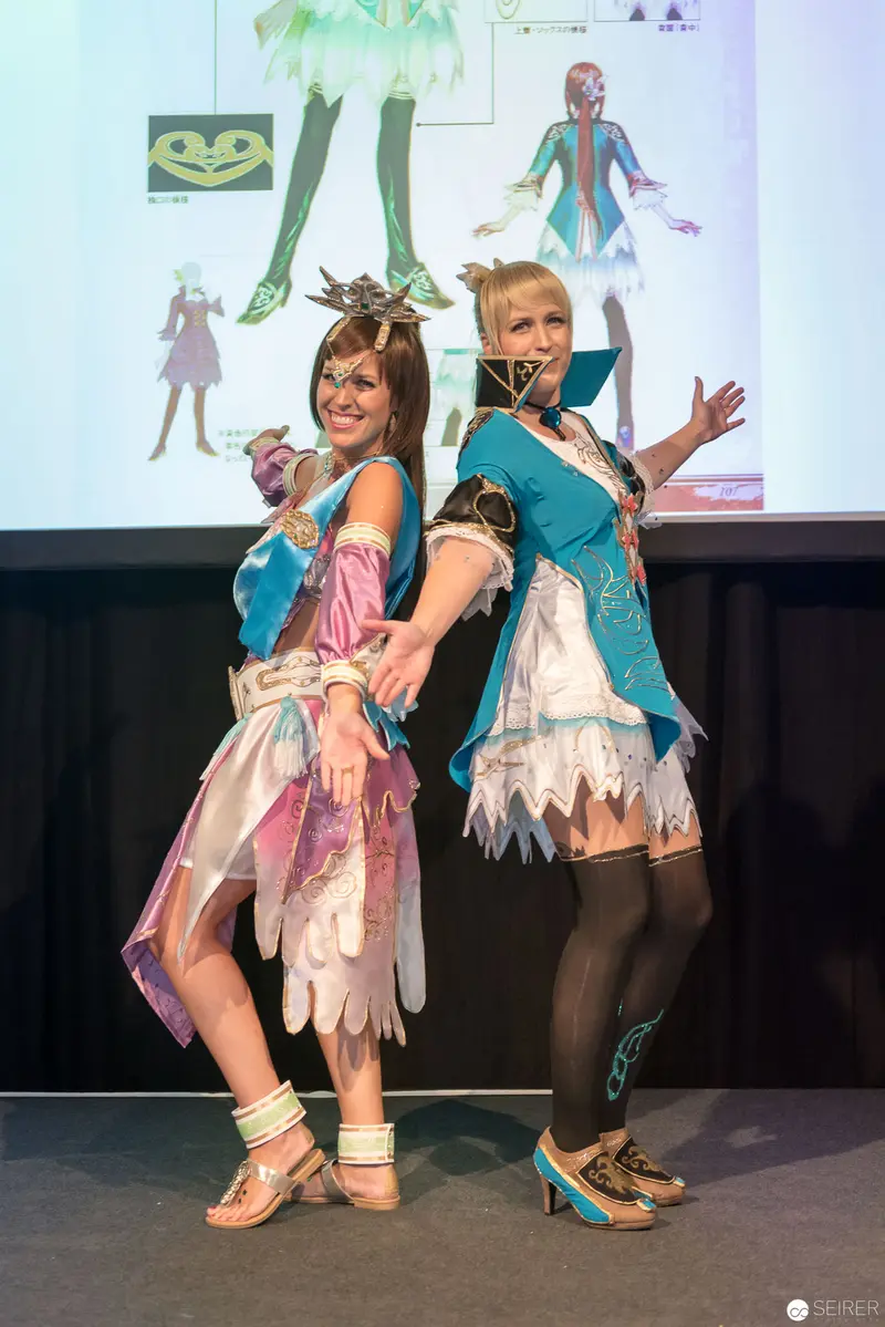 Cosplay Performance at AniNite 2018 - Theatrical Costume Duo Pose