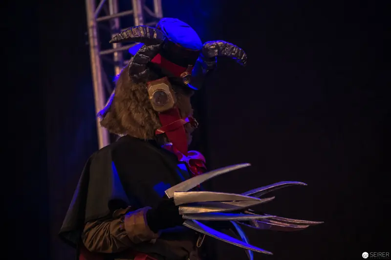 Costumed Performer with Horned Headdress and Sharp Blades at AniNite 2018