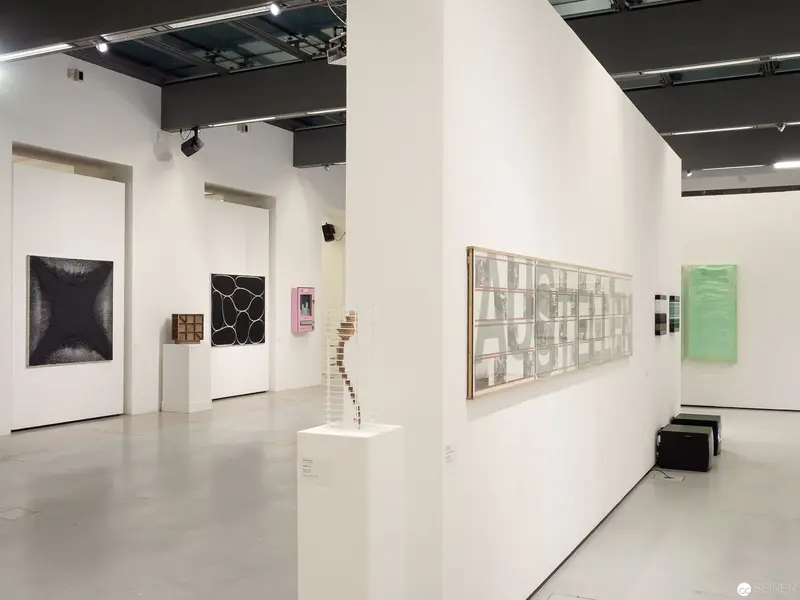"Die 90er Jahre" Exhibition View at MUSA Vienna: Minimalist Gallery Installation