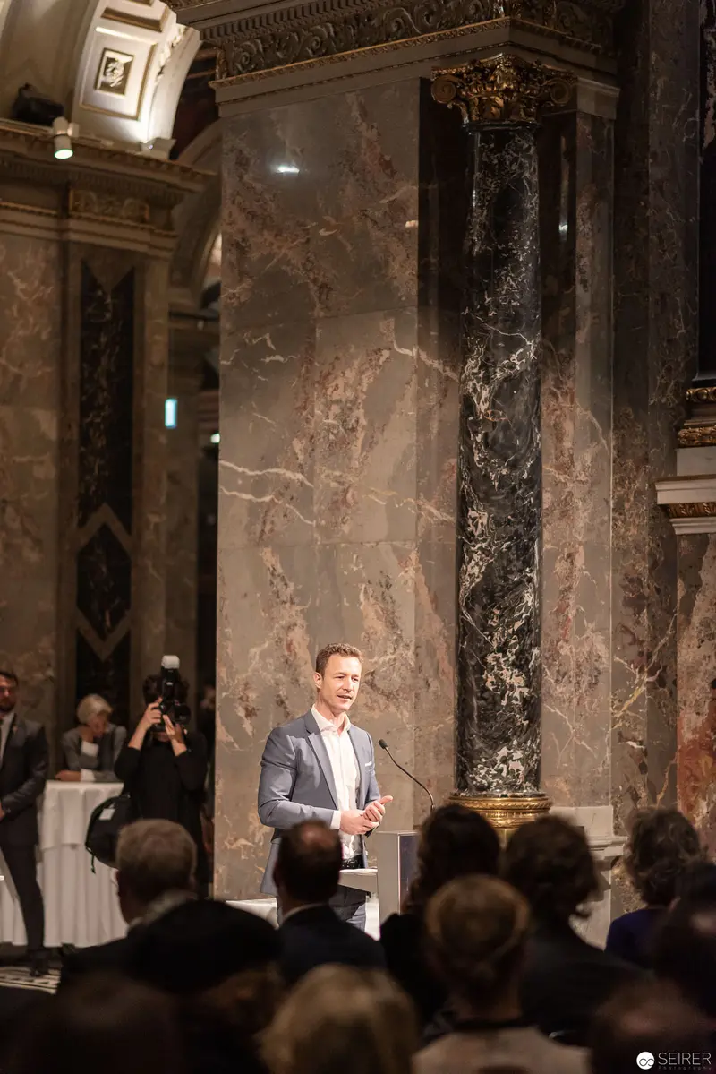 Wes Anderson Speaking at Kunsthistorisches Museum Wien in Gray Suit