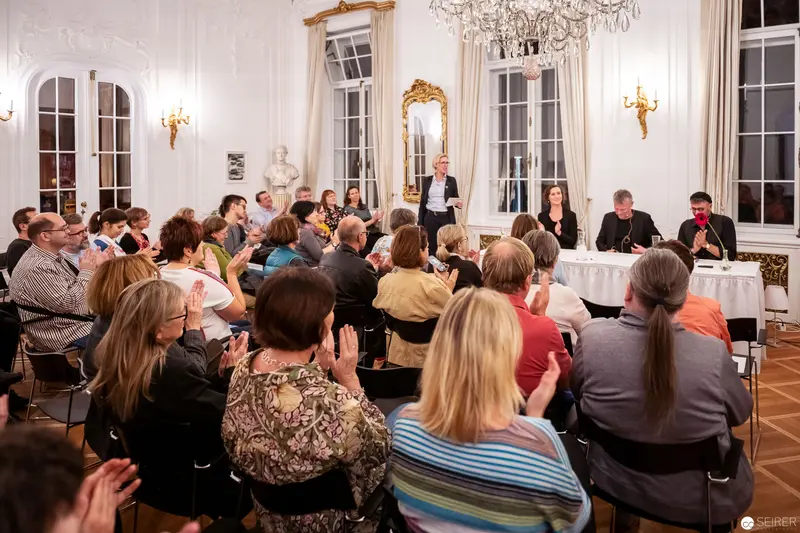 Arne Dahl Book Reading at Buch Wien 2018 Literary Event