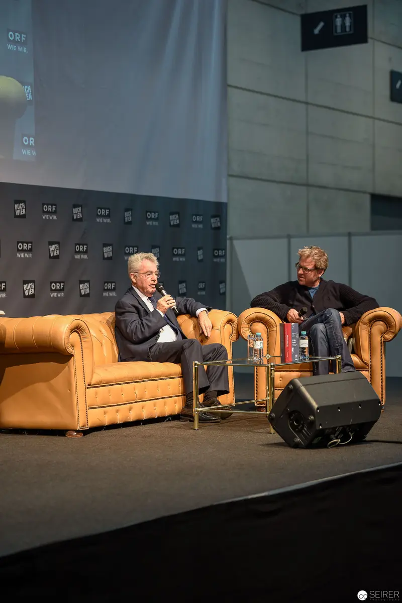 Heinz Fischer at Public Discussion, Distinguished Austrian Statesman in Dialogue