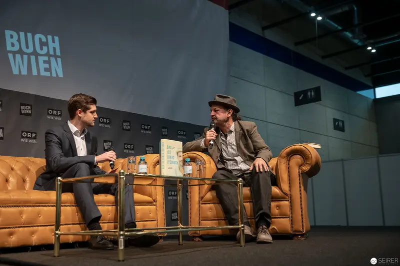 Bernd Flessner Discussing "Der kleine Major Tom" at Buch Wien Literary Event