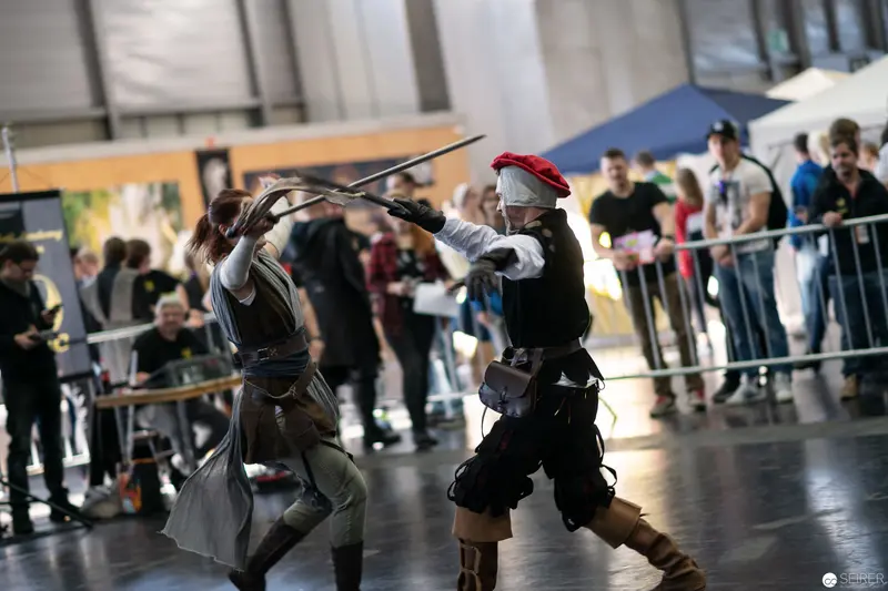 Medieval Combat Demonstration at Vienna ComicCon 2018: Cosplay Sword Performance