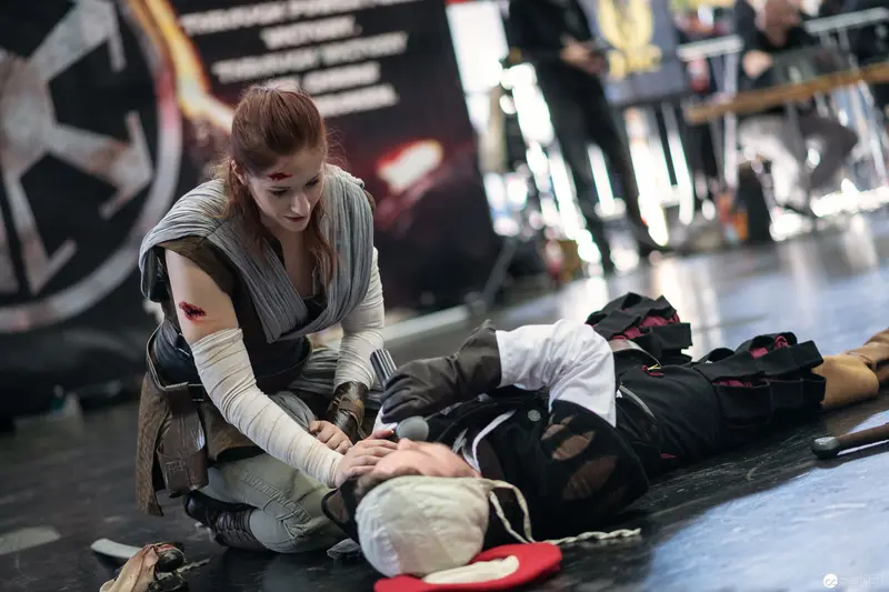 Star Wars Cosplay First Aid Scene at Vienna ComicCon 2018
