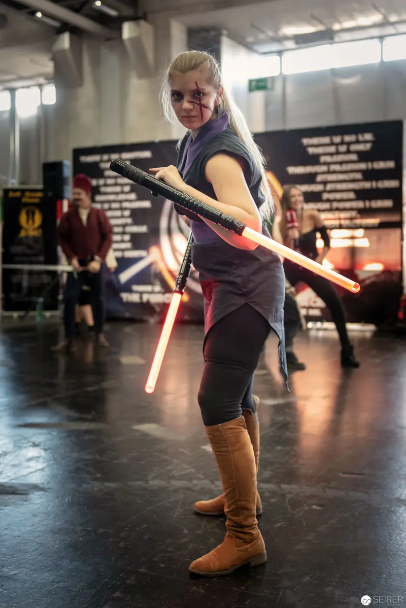 Star Wars Cosplayer Wielding Lightsaber at Vienna ComicCon 2018