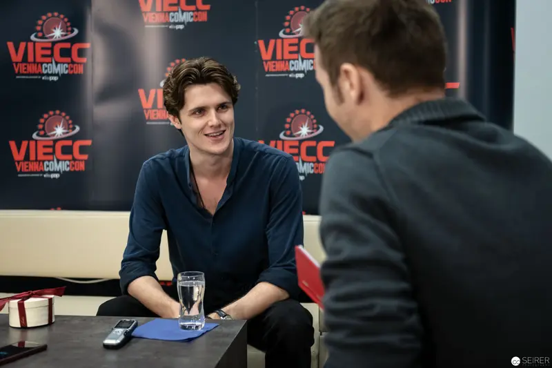 Young Actor at Vienna ComicCon 2018 Press Interview
