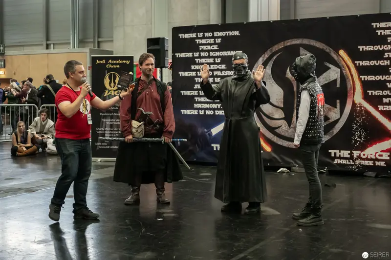 Star Wars Cosplay Performers Posing at Vienna ComicCon 2018 Convention