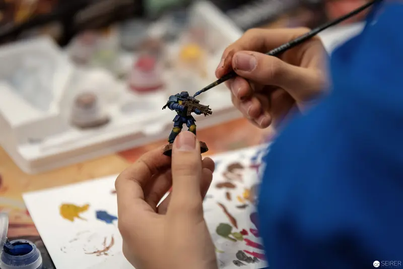 Miniature Painting at Detailed Workshop: Precision Wargaming Figurine Artistry