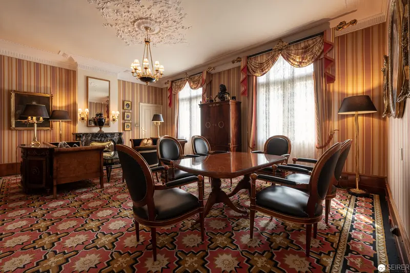 Hotel Bristol Vienna Interior: Elegant Dining Room with Ornate Period Furnishings