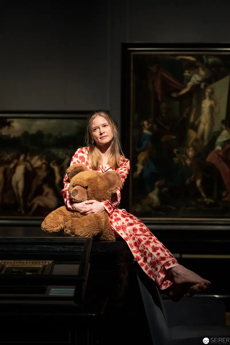 Ganymed In Love: Teddy Bear Embrace in Kunsthistorisches Museum Wien 2019