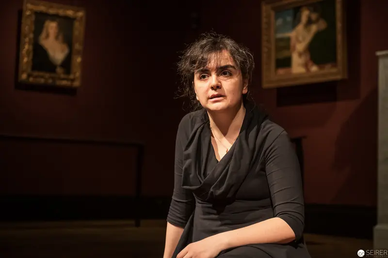 Performer in Black at Kunsthistorisches Museum during Ganymed In Love 2019