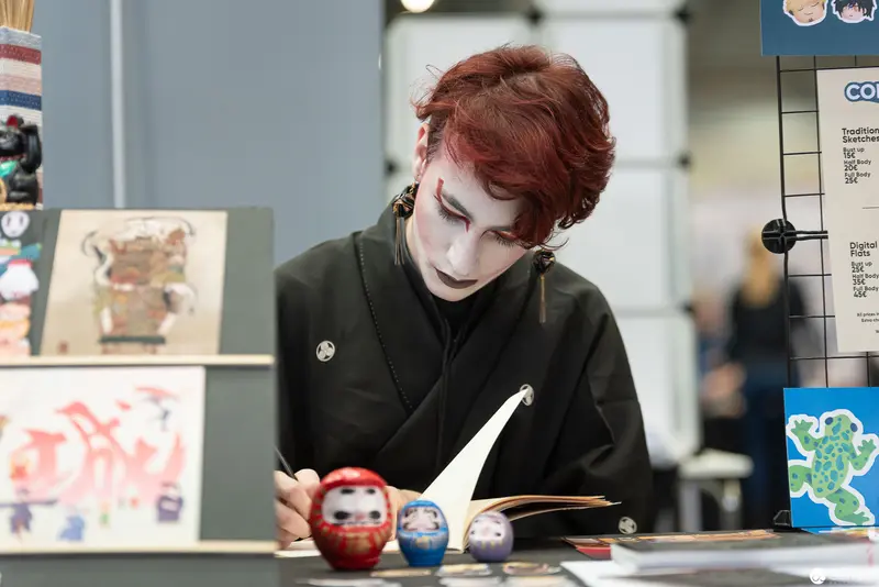 Mime Artist with Daruma Dolls at Vienna ComicCon 2019 Exhibit Space
