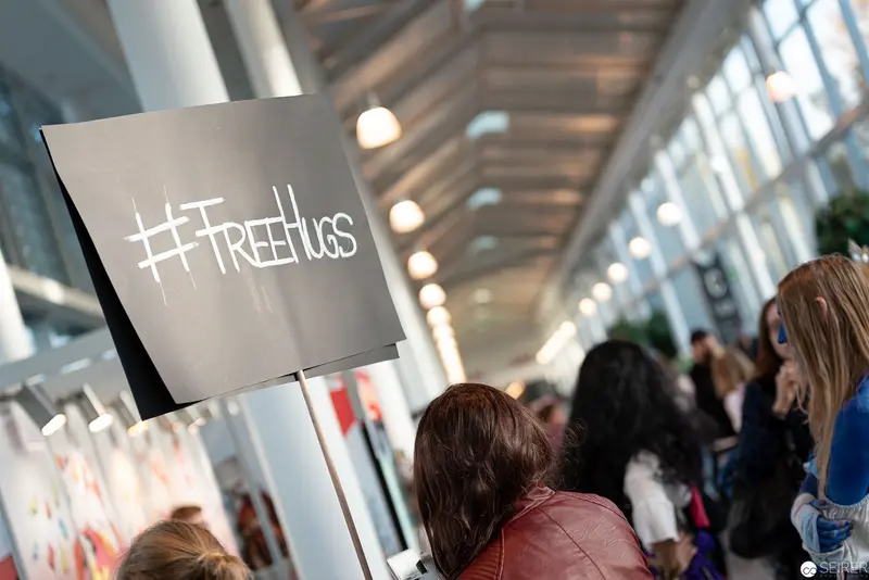 #FreeHugs Sign at Vienna ComicCon 2019 Social Interaction Zone