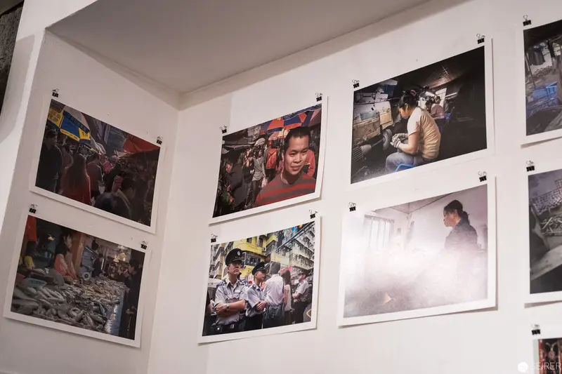 Urban Documentary Photographs: Intimate Street Life Scenes at Gallery Exhibition