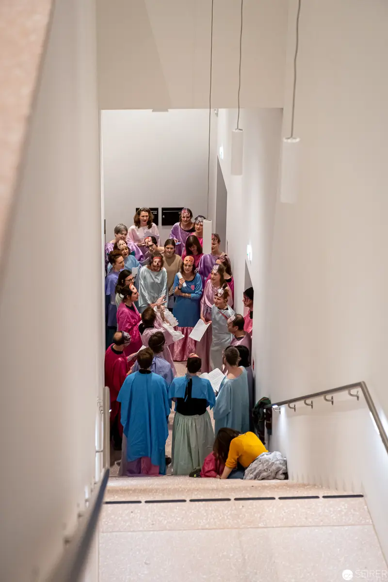 Backstage Guided Tour at Künstlerhaus Vereinigung Wien: Group Ascending Staircase