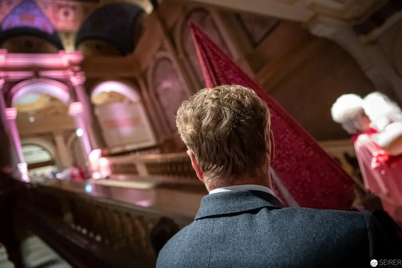 Backstage at Künstlerhaus Vereinigung Wien: Architectural Perspectives During ReOpening Tour