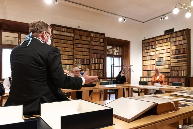 Behind the Scenes Tour of Bildarchiv der Nationalbibliothek's Historic Library Reading Room
