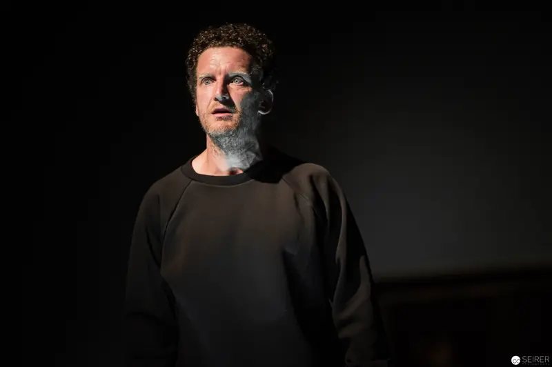 Intense Portrait from Performance Ganymed at Kunsthistorisches Museum Wien