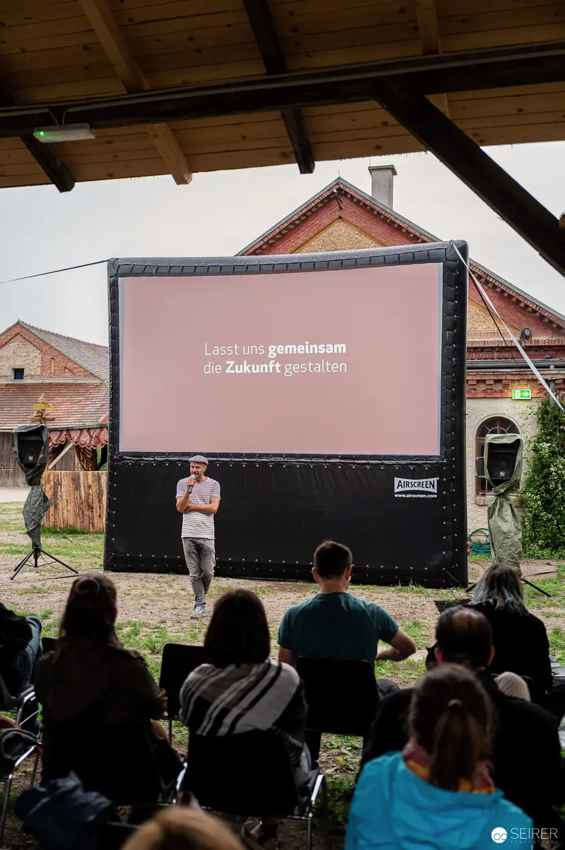 Zukunftshof Rothneusiedl Presentation: Community Dialogue on Future Vision